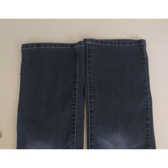 Maurices Women's Distressed Whiskered Embroidered Bootcut Jeans Size 3/4 Short - Picture 5 of 9